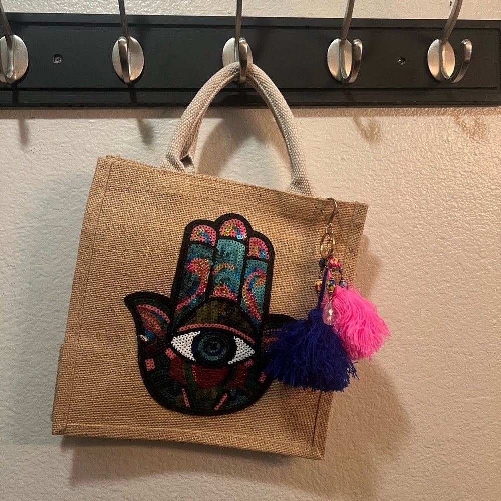 Jute bag with tassel -new